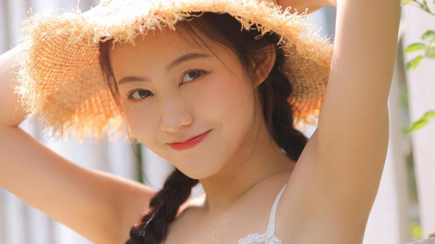 > 温暖甜美女孩图片壁纸(3/9)