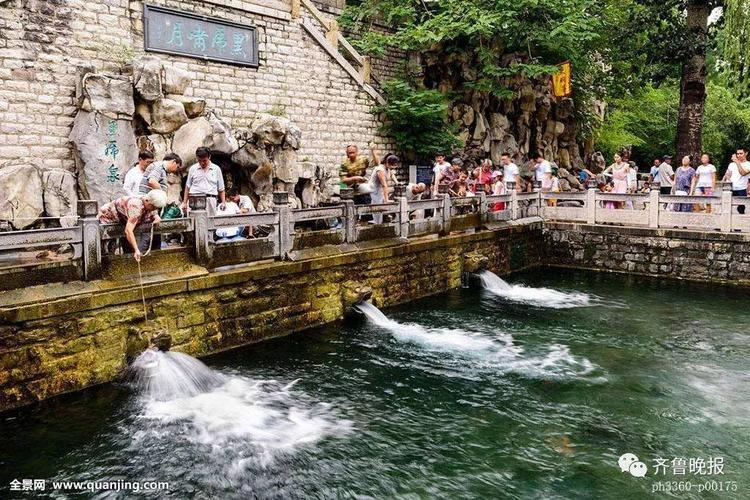 有网友质疑趵突泉三股水造假:是用水泵抽的?景区这样