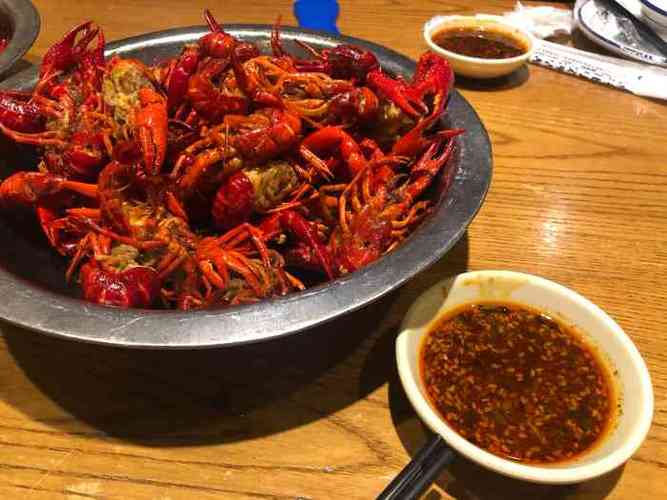 蚌埠虾王(人民巷店)-"龙虾是我最不擅长点评的菜了,因为真的懒得.