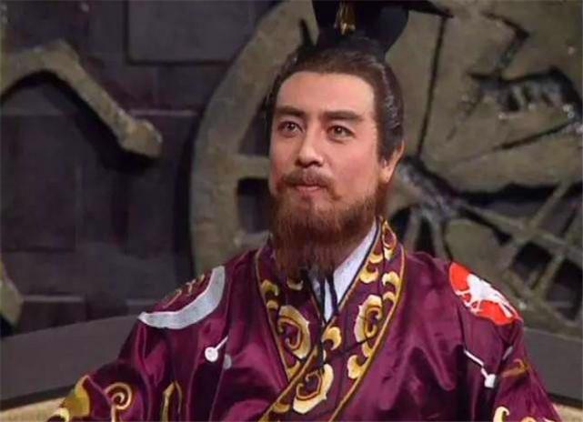 孙权出生于公元182年,演义故事刚开始的时候孙权不过只有2岁.