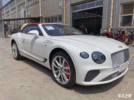 宾利欧陆40t两门四座软顶敞篷轿跑