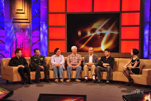 忠诚主创做客鲁豫有约讲述幕后故事