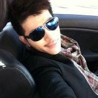 开车头像 成熟稳重帅气男人开车照片图片 - 头像吧