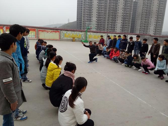 毕节三联学校_领导班子_img20161124153411