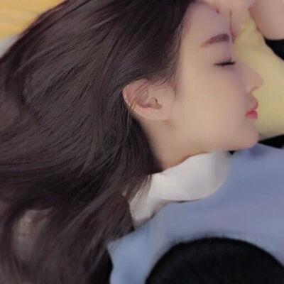 头像躺着