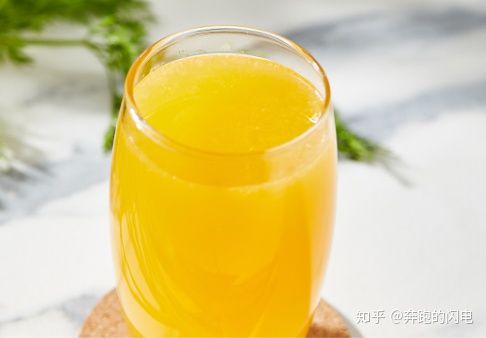 最终只是粉碎的很细腻,比如像橘子外面那层白色的纤维,豆浆机会给搅到
