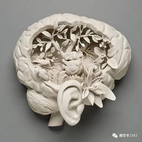 震撼人心的陶瓷雕塑,诠释人与动物共同存亡的关系