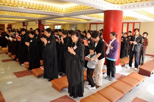 东林念佛堂八关斋戒暨24小时经行念佛法会