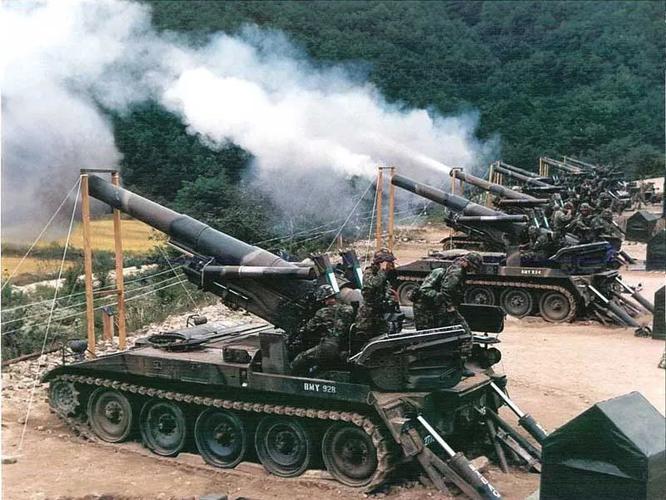 被军方命名为m110型203毫米自行榴弹炮