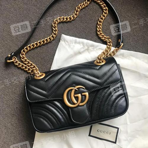 出两个gucci马蒙包