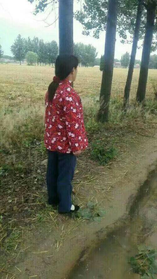 村姑花棉袄图片