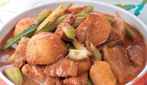 stewed pork with arrowhead