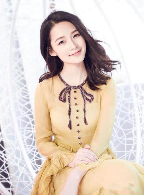 被视为"梦中情人"的4位90后女明星,个个倾城容貌,气质不凡