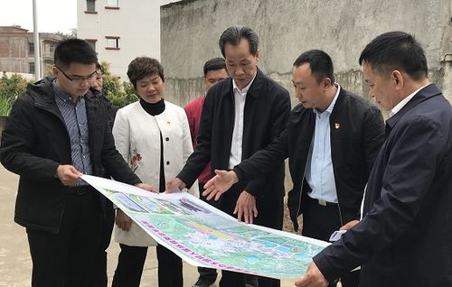 市委书记深入宝光街道调研时强调