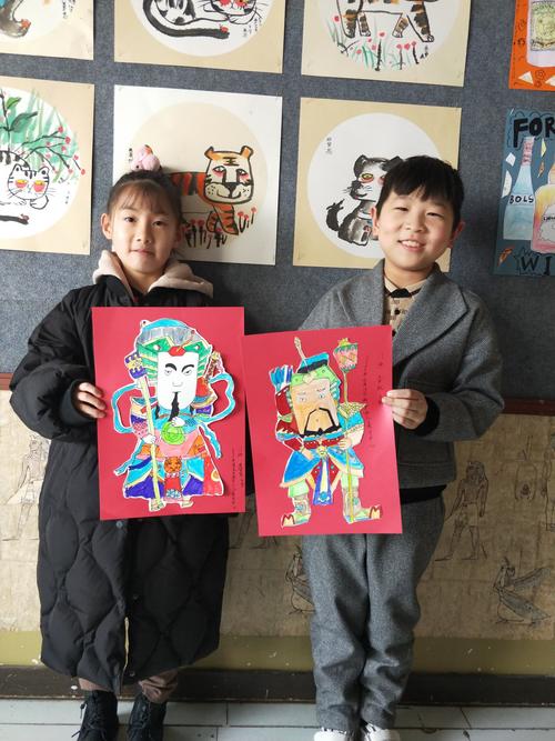 枣庄少儿美术中心乐园校区高级班作品《门神》