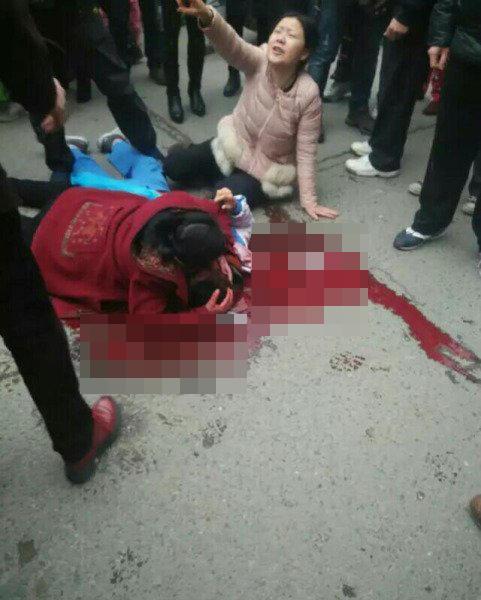 中国江西网讯  (见习记者张思楠)12月11日11时50分左右,南昌十七中学