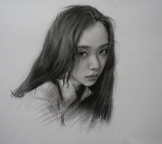 一组棱角分明的人物肖像素描作品欣赏图