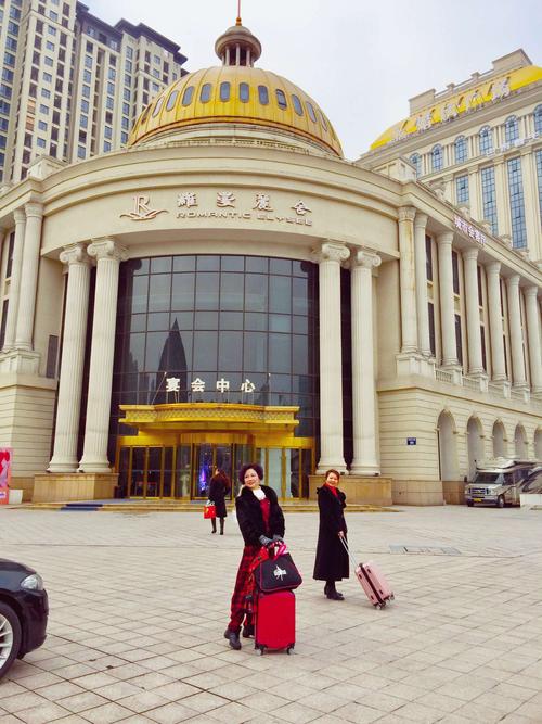 格桑花开,美在宁波千人年会盛典,罗曼丽舍2019年新年宴会!