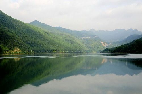 贵州六盘水瑶池景色