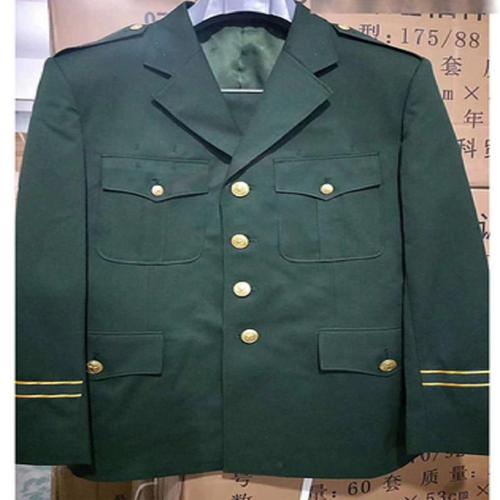 冬季常服军绿色视频