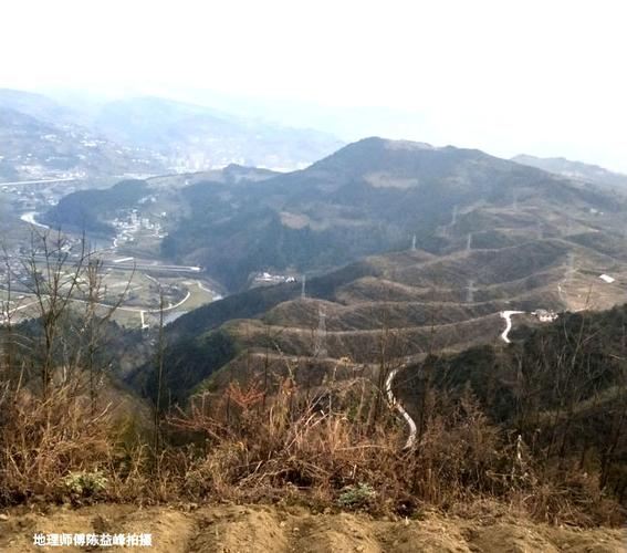 陈益峰:回龙顾祖,秦良玉三教寺墓地