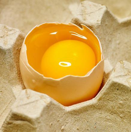 买鸡蛋时,学会认清"人造蛋",教你几招,以后一挑一个准!