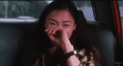 张柏芝也是天赋型选手之一啊,当年《喜剧之王》里的这个镜头虽然也很