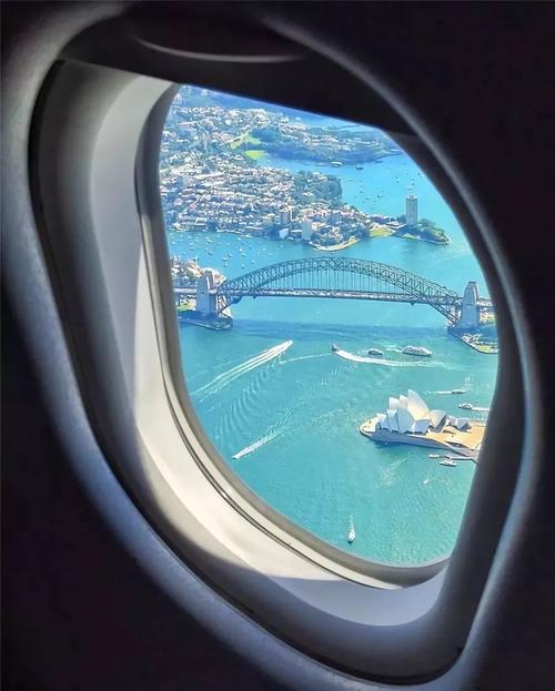空姐和机长在飞机上拍到的!太饱眼福了!