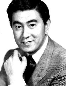 宇津井健图片