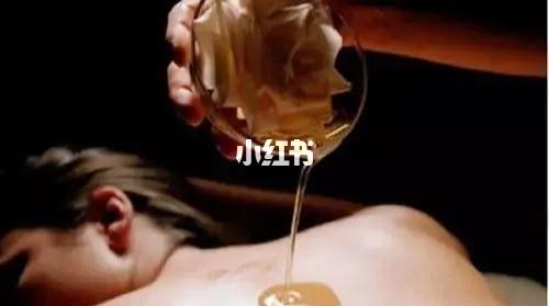 精油按摩的好处_精油_按摩_后怎么样_滋养头皮_缓解疲劳_头皮按摩