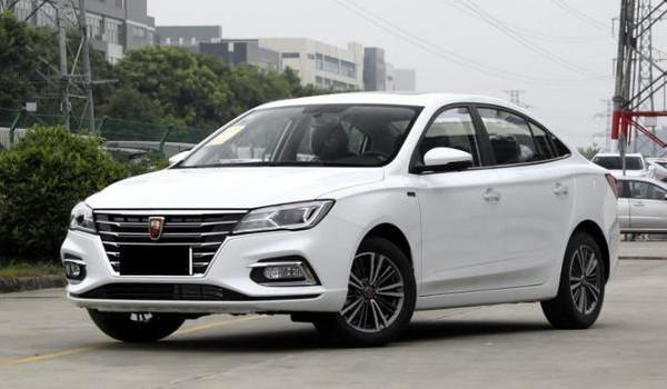 荣威i5油耗多少 百公里油耗7l(行驶一公里仅4毛钱)