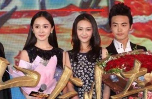 郑爽杨幂再次同框,6年前曾因"整容"事件引尴尬