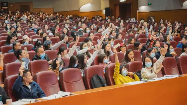 巴德美际学校语数外三美齐飞闪耀国基教育大讲堂