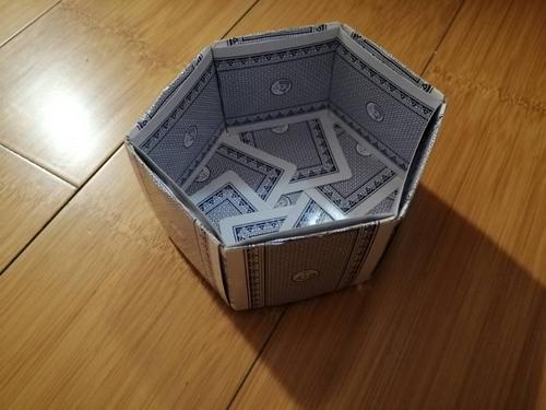 变废为宝—扑克牌纸盒