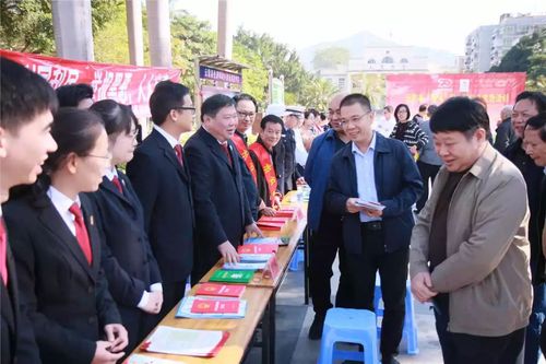 县人大常委会副主任张亚屋,县政协副主席汤志远莅临现场