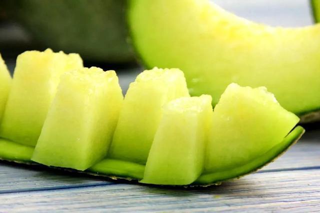 网易首页>网易号>正文申请入驻> 网纹瓜,顾名思义,"网纹"是它的特点.