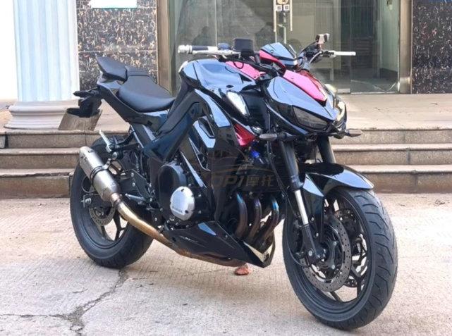 n19继续壮大 光影400之后 国产再添"廉价"四缸摩托