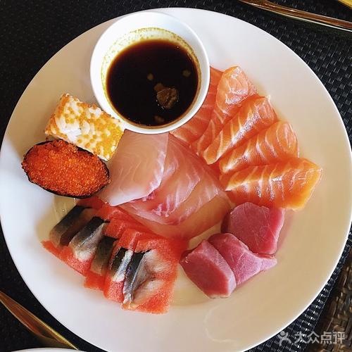 盘古七星酒店聚福园自助餐厅刺身图片 - 第1张