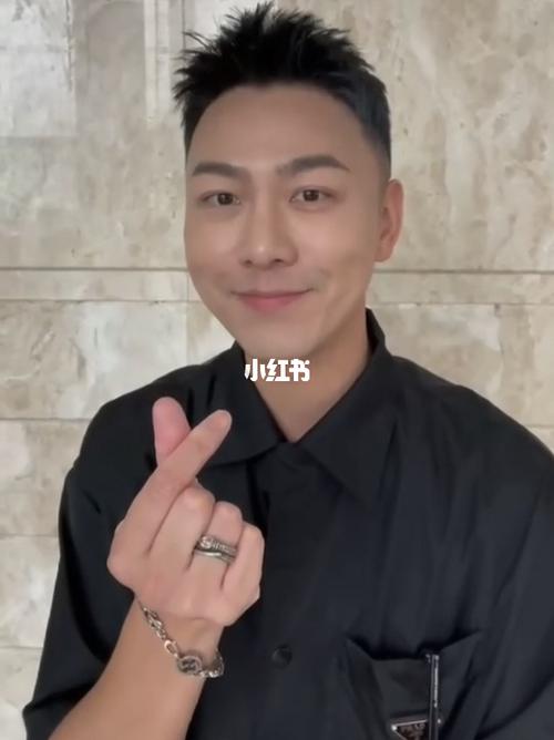 浙江卫视主持人陈欢99_武澄桥攻略_面膜_奶油肌_乳液_美妆_护肤