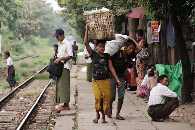 1个月内发现17具遗体缅甸北部的真实现状远比想象中残酷