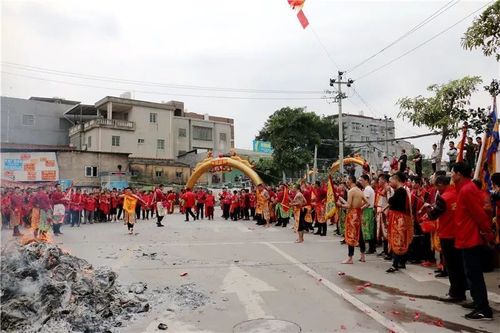 四个新乩童"出禁"!翔安马巷后许这场民俗活动场面 你见过吗?