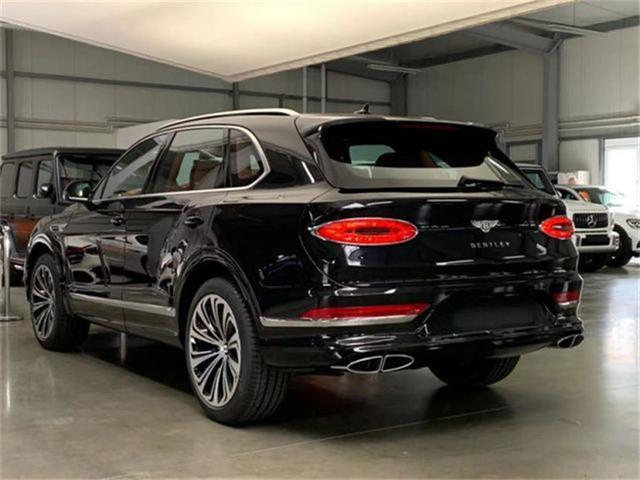 21款宾利添越在豪华suv顶端的爆款车型