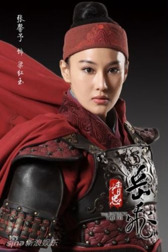 梁红玉(张馨予饰演)--韩世忠妻子梁红玉从小跟随父亲和祖父习武,练习