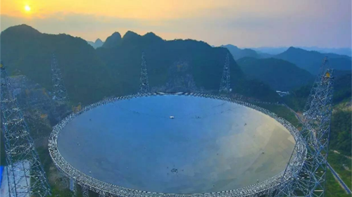 过苗年,醉美黔东南,天眼fast星空之约,享篝火晚会狂欢,贵阳机场接送机