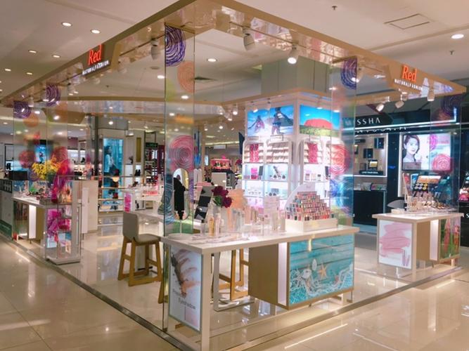 别叫我"红地球"因为我是rednaturalfashion 快记住我的名字让友谊的