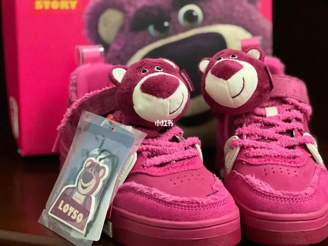 李宁草莓熊_草莓熊_nike怎么样_李宁怎么样_李宁草莓熊_潮流_好物推荐