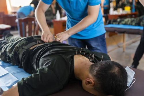 双拥共建丨中医康复进军营:官兵"身安"更"心安"