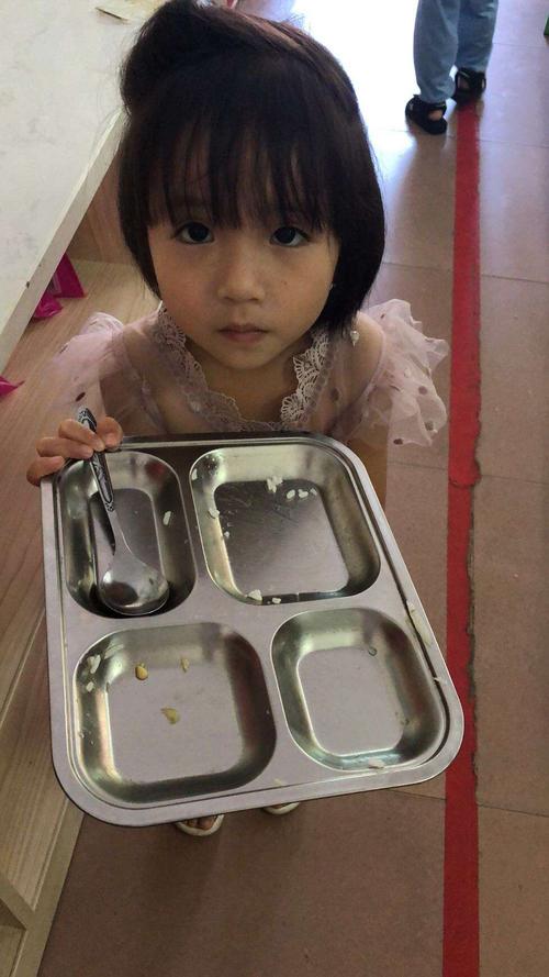 "节约粮食,浪费可耻" 三亚南亚幼儿园光盘行动进行时
