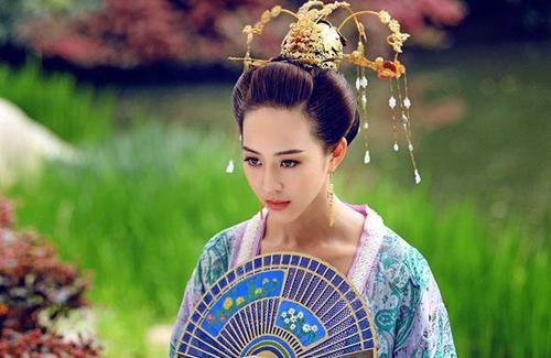 张钧甯主演的《暖和的弦》比来也在热播傍边,她完满的演绎了最暖的