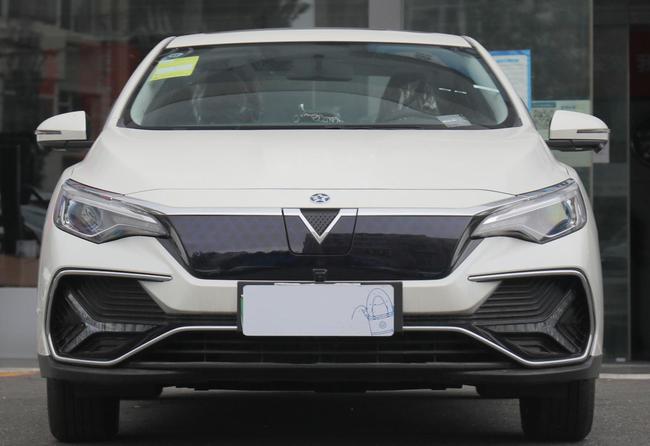 喜提启辰d60ev,落地价格16.22万元,值不值?